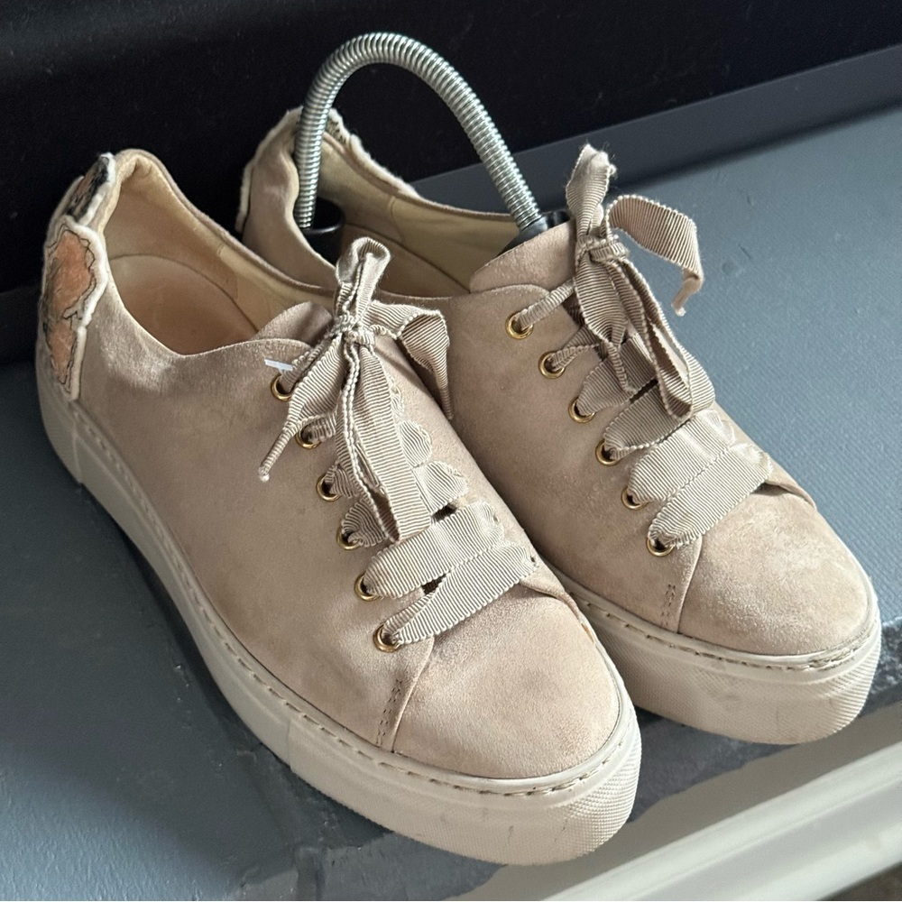 AGL Attilio  Giusti leombruni lace up Sneakers N925090 Size 38/ 7.5 US